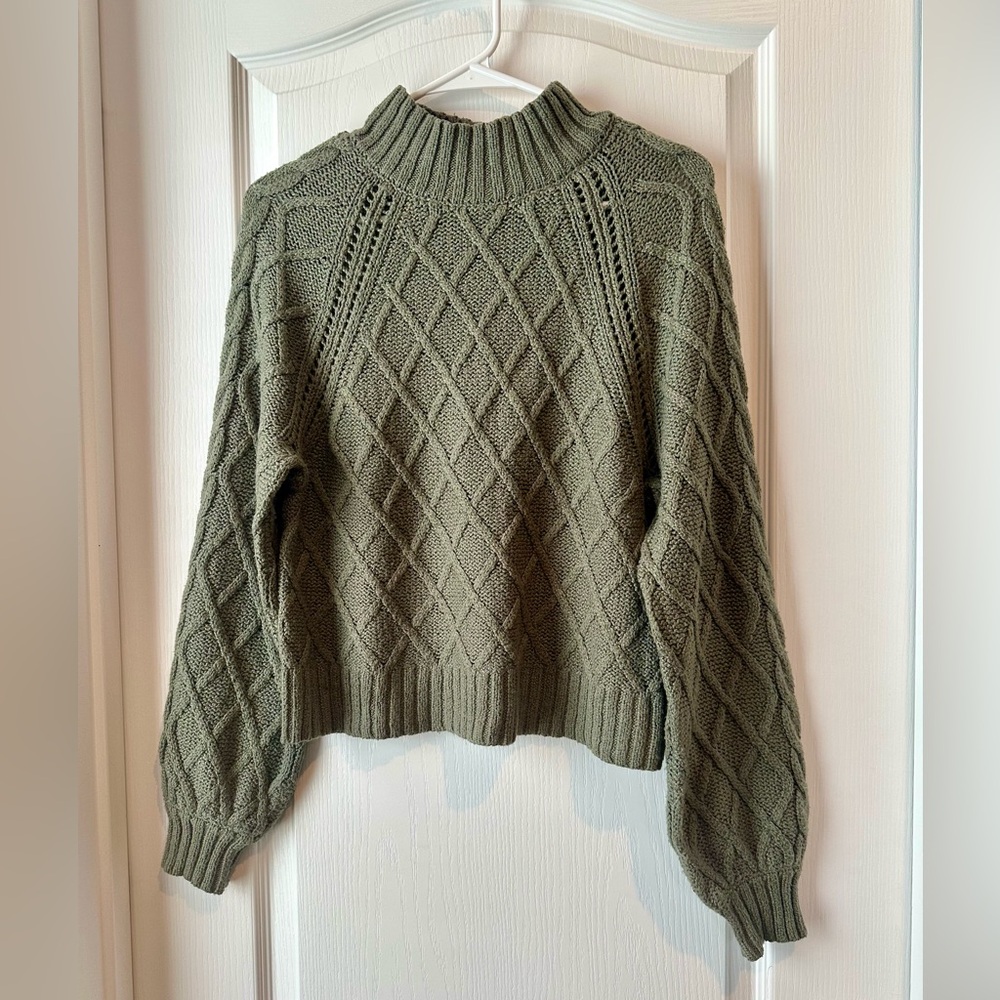 American Eagle Olive Green Mock Turtleneck Diamond Knit Sweater Size M Medium
